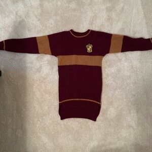 Official kids size extra small Harry Potter Gryffindor sweater in wool